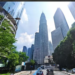 https://premium-suites-at-klcc-cormar-city-center-1-bedroom-suite.kualalumpurs-hotels.com