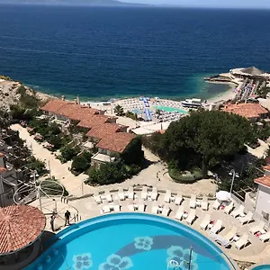 https://sunny-bay-apartments.albaniahotels.org